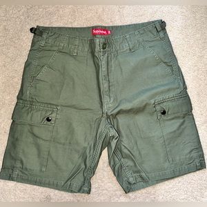 SS20 Supreme Cargo Shorts Olive Size 32 2020 DS Brand New DS in Bag Camo Pants
